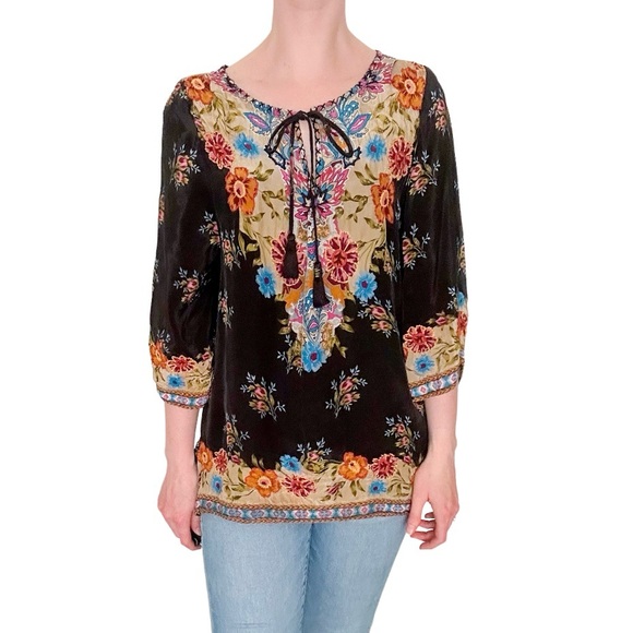 Tolani Anthropologie floral print black V neck shirt tie front 3/4 sleeve boho - Picture 6 of 6